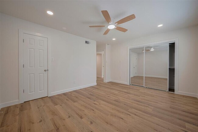 Building Photo - 1115 Augusta Dr