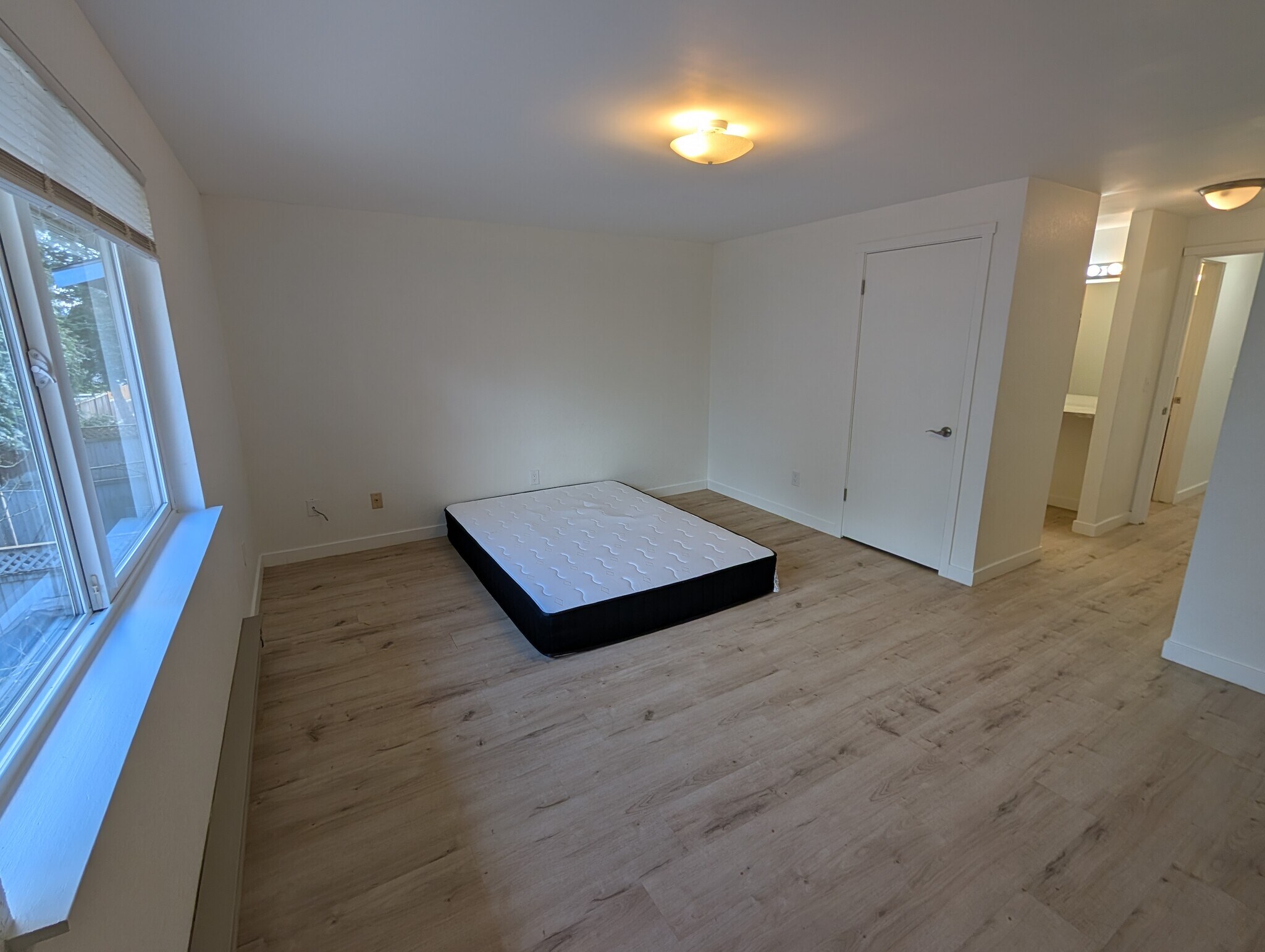 Building Photo - 4617 80th St NE