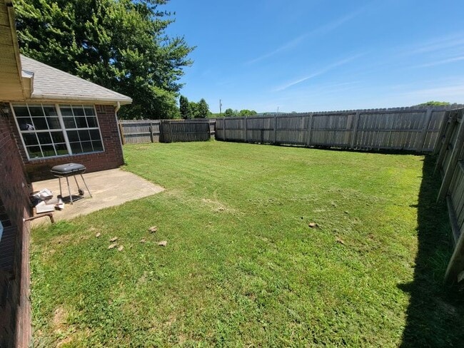 Building Photo - 1010 S Liberty Dr