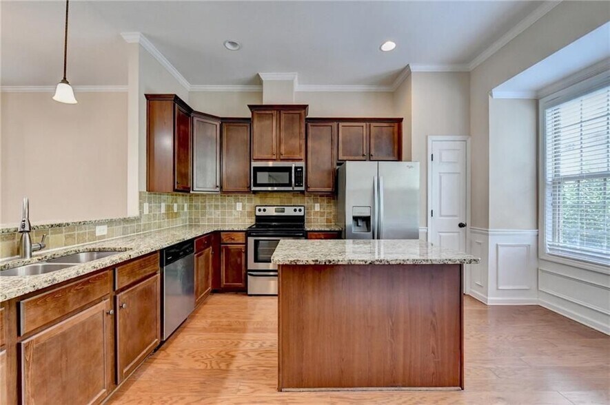 Building Photo - 3292 Willow Oak Dr