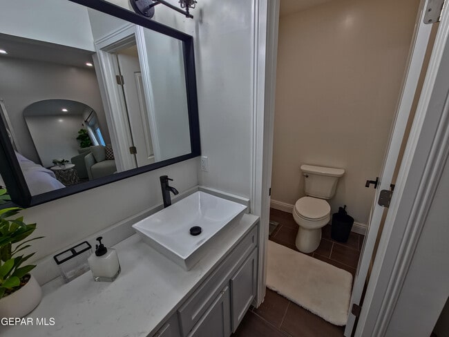 Building Photo - 7321 Cuba Dr