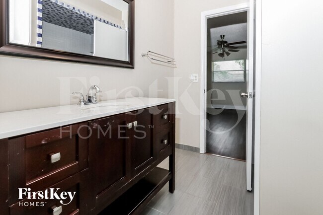 Building Photo - 11472 Sanderling Dr