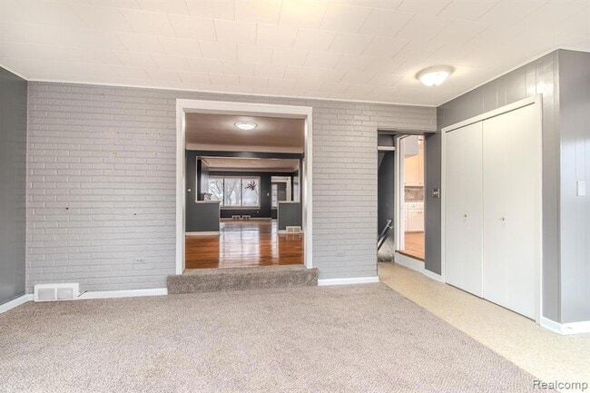 Building Photo - 21135 Virginia Ave