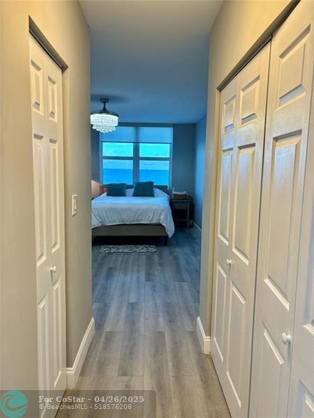Building Photo - 3725 S Ocean Dr