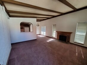 Building Photo - 6125 W Oakey Blvd