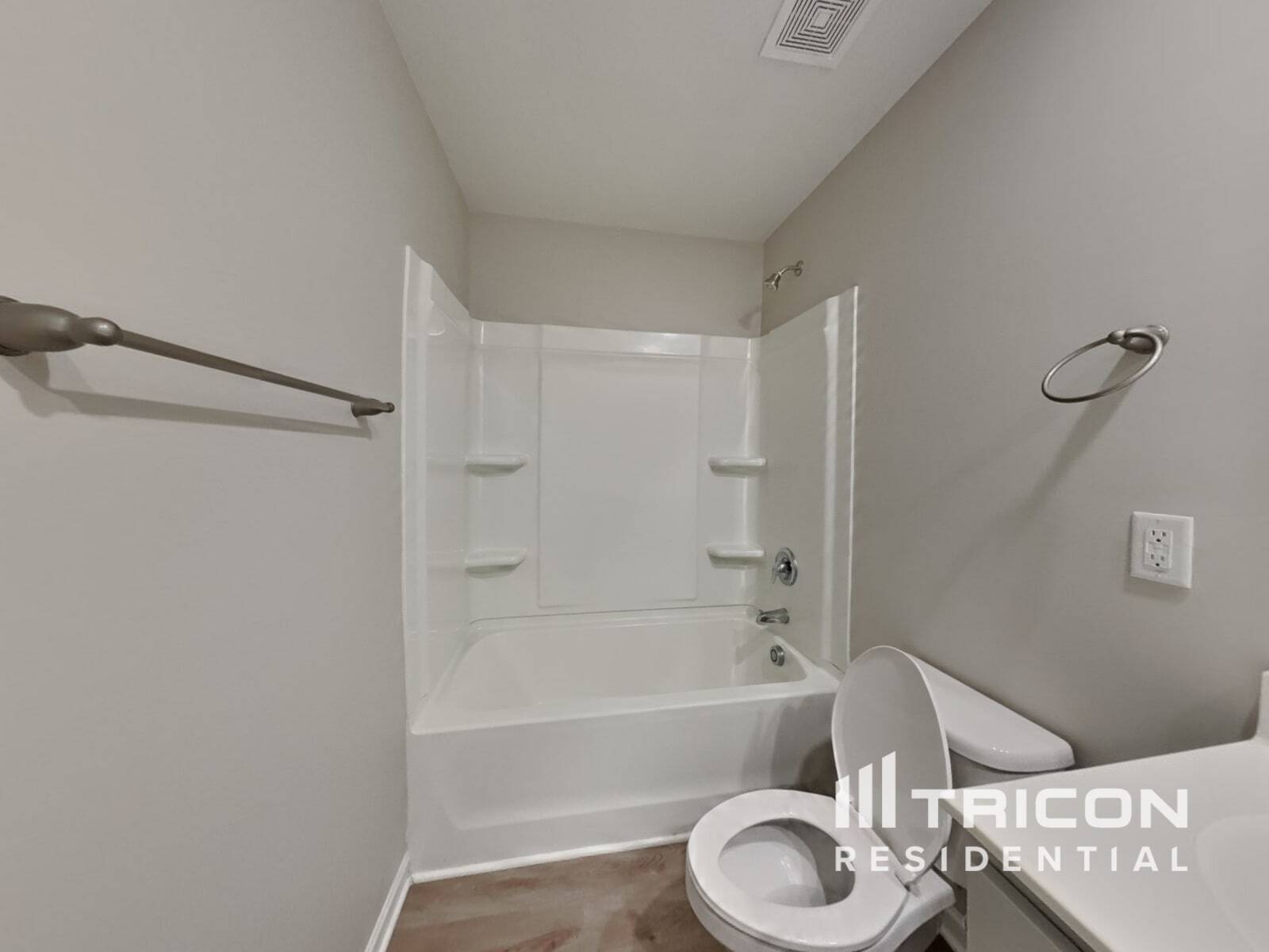 Building Photo - 6858 Keeneland Dr