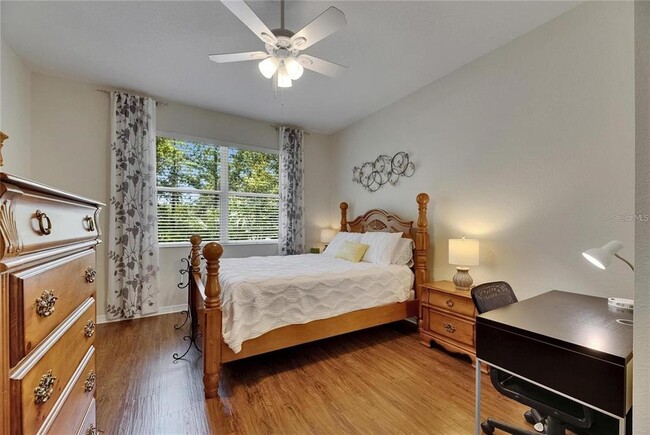 Building Photo - 2068 Sifield Greens Way