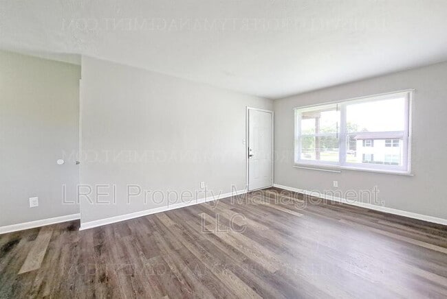 Building Photo - 12615 E Orell Rd