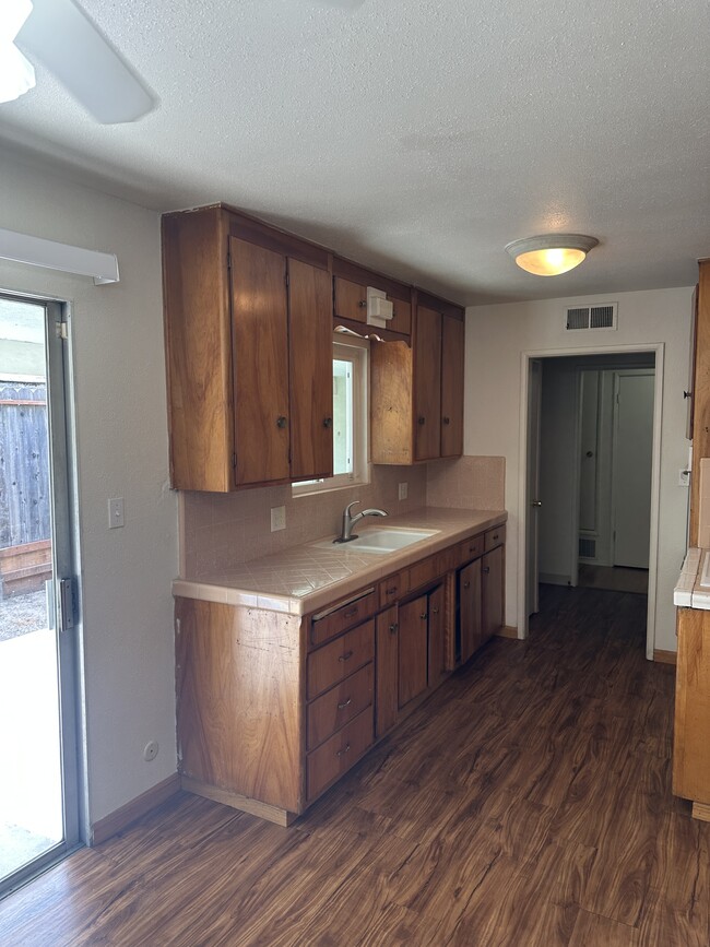 Building Photo - 1540 Goldenwood Dr