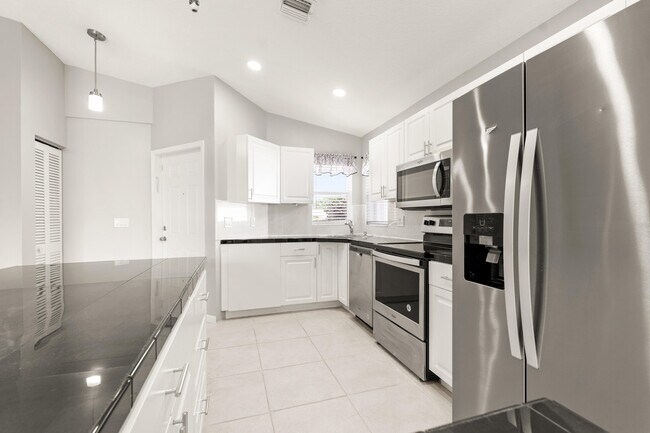 Building Photo - 1209 Pine Sage Cir