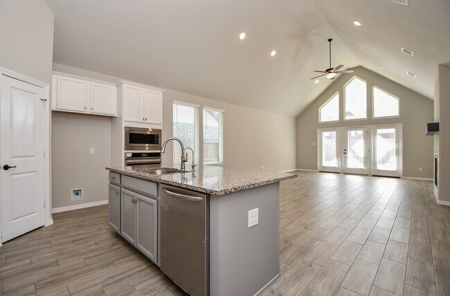 Building Photo - 18331 Pedernales Springs Dr