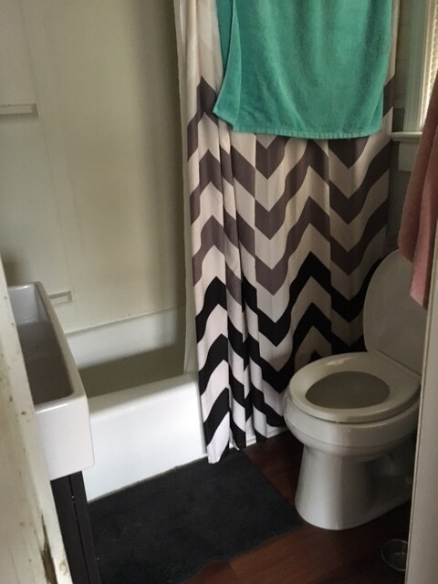 Building Photo - 742 3rd St