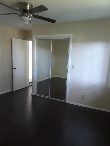 Building Photo - 599 N Oakland Ave