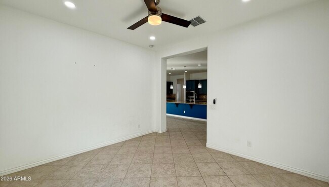 Building Photo - 3355 E Constance Wy