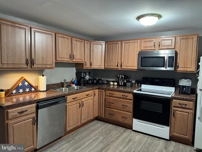 Building Photo - 12341 Bonfire Dr