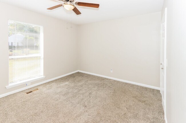 Building Photo - 113 Jacobs Ln