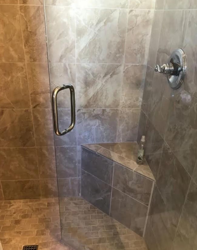 Building Photo - 225 Coach Light Way SW