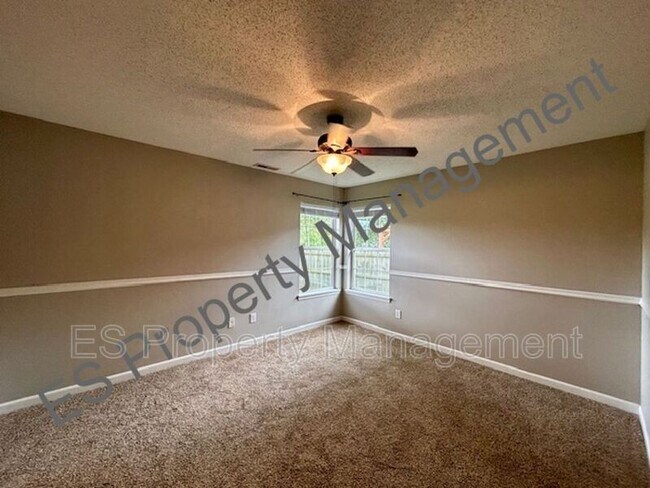 Building Photo - 5639 Dollar Run Ln