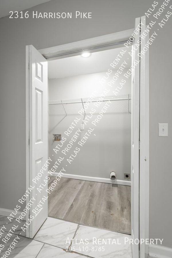 Building Photo - 2316 Harrison Pike Chattanooga, TN  37406