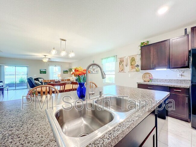 Building Photo - 11116 Sage Canyon Dr.