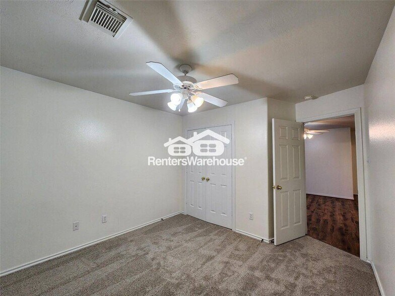 Building Photo - 24422 Travis House Ln