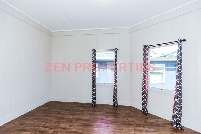 Building Photo - 3 bedroom, 2.5 bath home for rent in Lower...