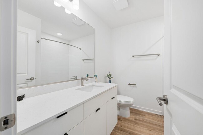 Building Photo - Brand-New Luxury 2-Bedroom Townhomes with Garage | Oak Forest, IL  $500 Move in Fee waived, make ...