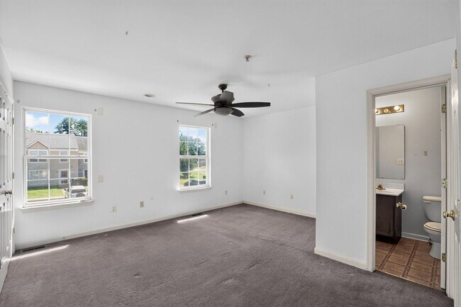 Building Photo - 46090 Maria Way