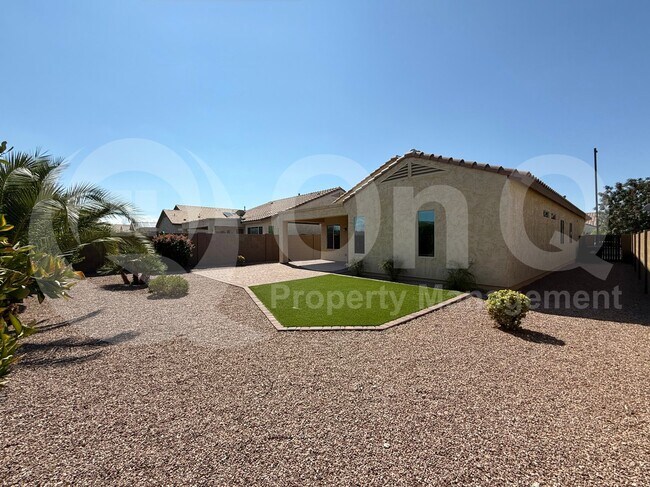 Building Photo - 5614 W Montebello Way