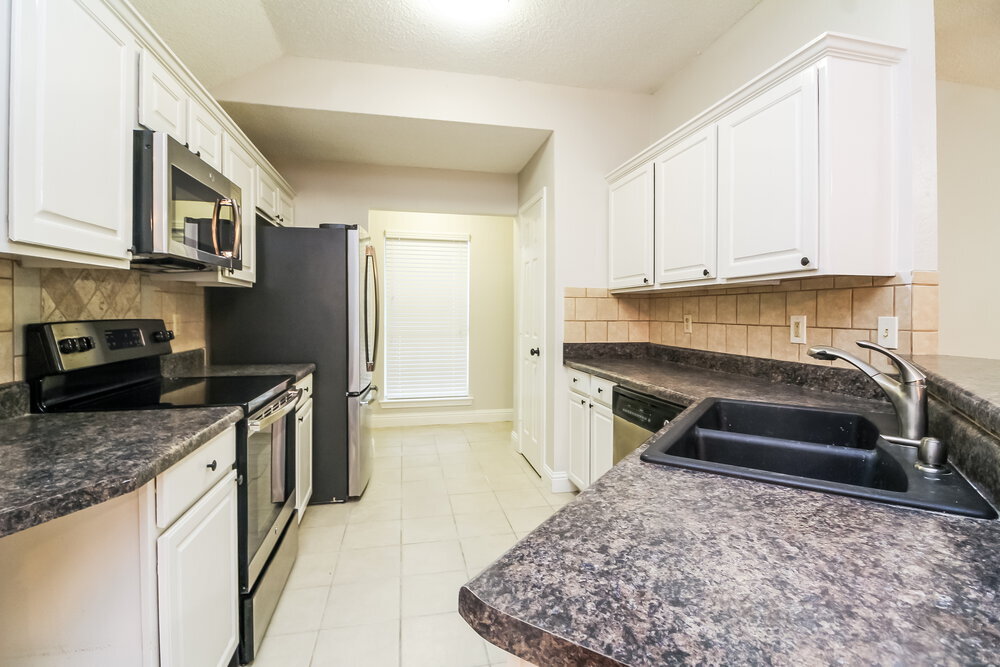 Building Photo - 1205 Hall Rd