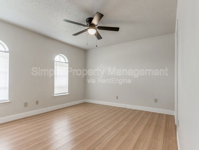 Building Photo - 5816 NW 90th St
