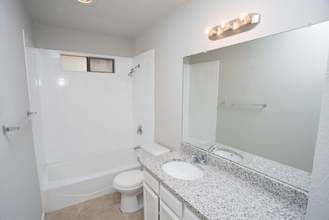 Building Photo - 5401 Loadstone Cove