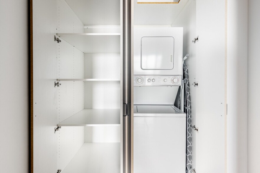 Building Photo - 1515 N Fremont St