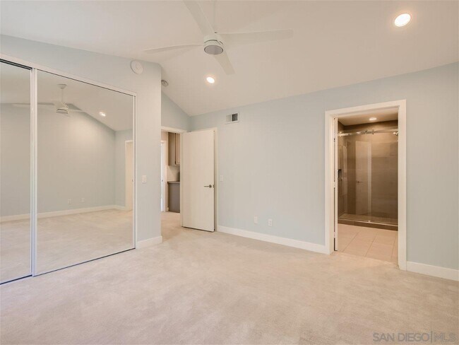 Building Photo - 4240 Graydon Rd