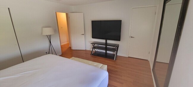 Building Photo - Welcome Home To the Four Seasons Condominiums of Winter Park.