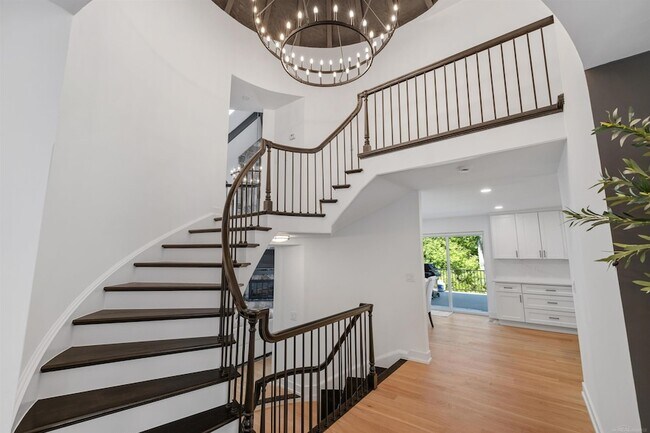Building Photo - 300 Camelot Way