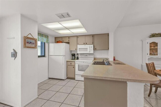 Building Photo - 25225 Rampart Blvd