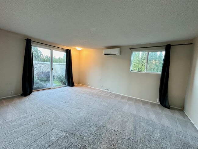 Building Photo - 1812 Brittany St