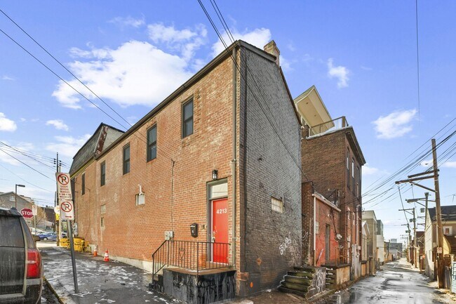 Building Photo - 4213 Butler St