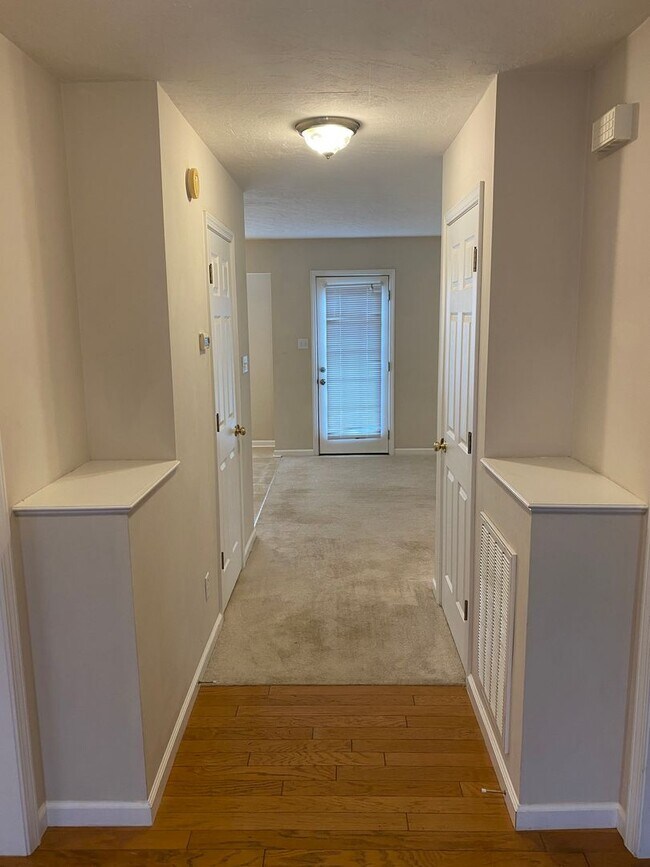 Building Photo - 3438 Topside Rd