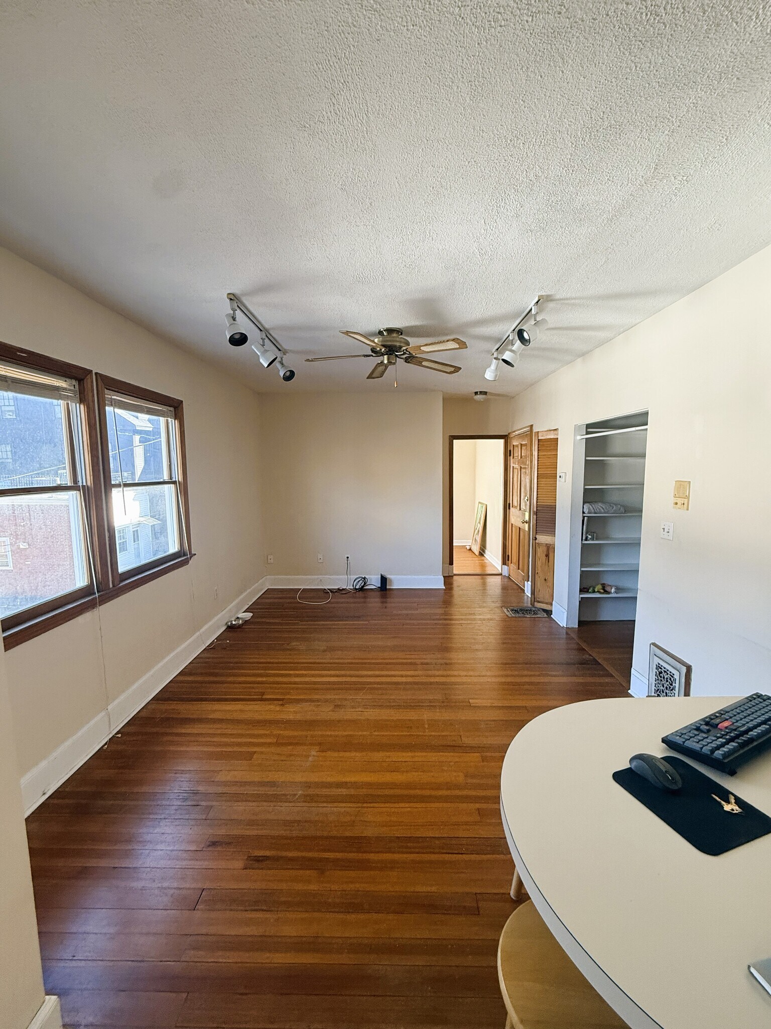 Building Photo - 5 Brewer St