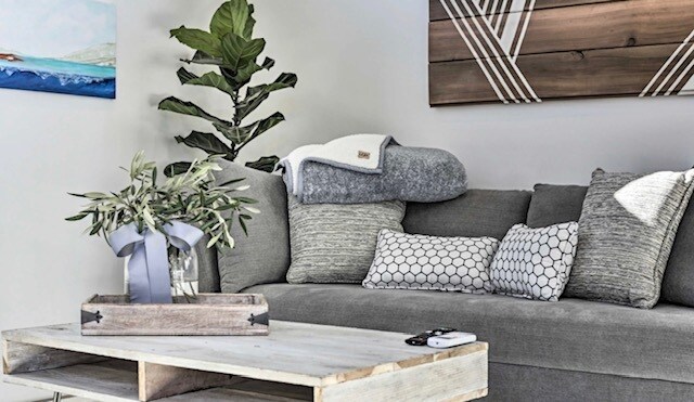 Building Photo - 217 32nd Ave