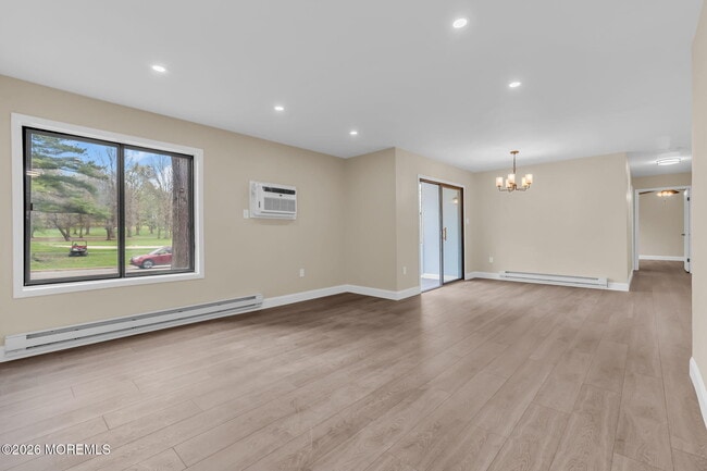 Building Photo - 168 Amberly Dr