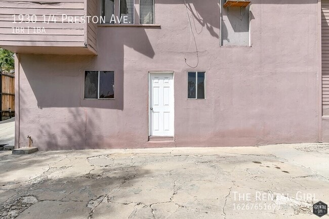 Building Photo - 1930 1/4 Preston Ave. -