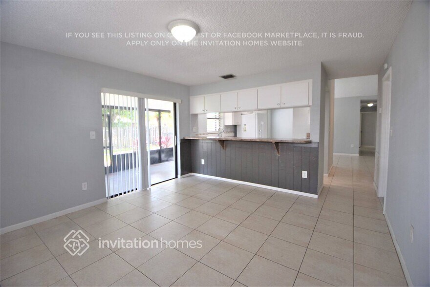 Building Photo - 11521 SW 52nd St