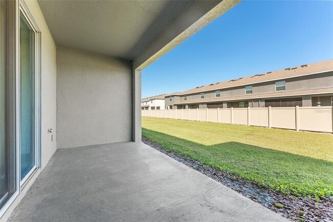 Building Photo - 33105 Major Oak Dr
