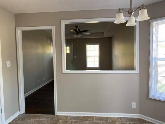 Building Photo - 2837 Teakwood Dr