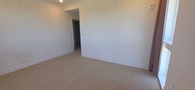 Building Photo - Luxury New Build with 2 En-Suites | Quartz Kitchen | Prime Fremont Location
