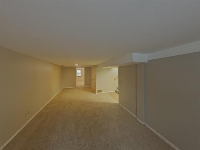 Building Photo - 2605 Eastman Dr