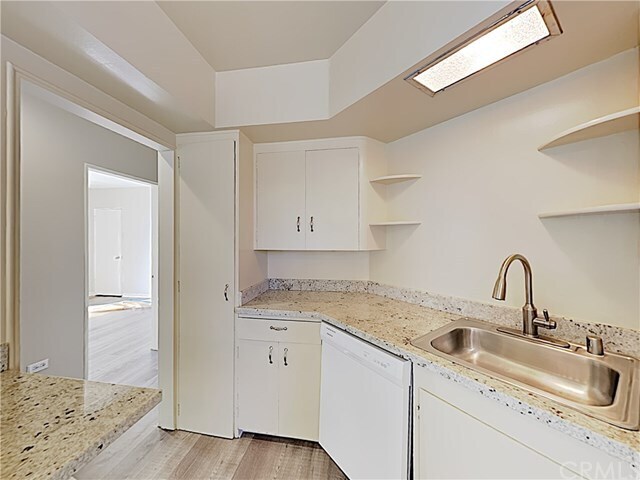 Building Photo - 3360 H St